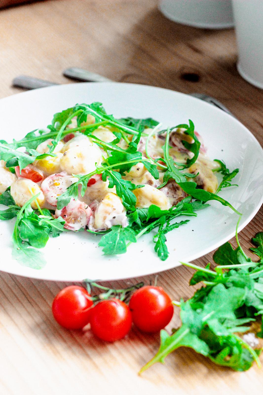 Gnocchi with arugula